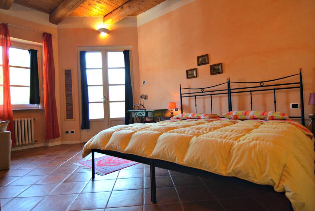 Cascina Il Convivio Guest House Diano d'Alba Exterior photo